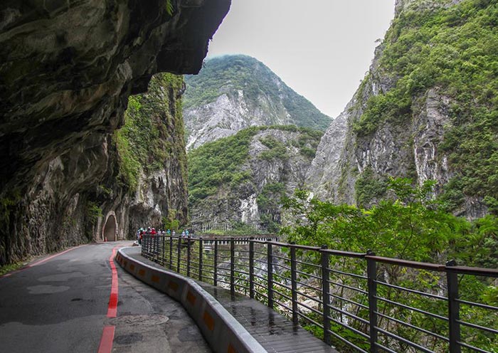 Days East Coast Trip And Hike In Taroko National Park Taiwantours Com Tw